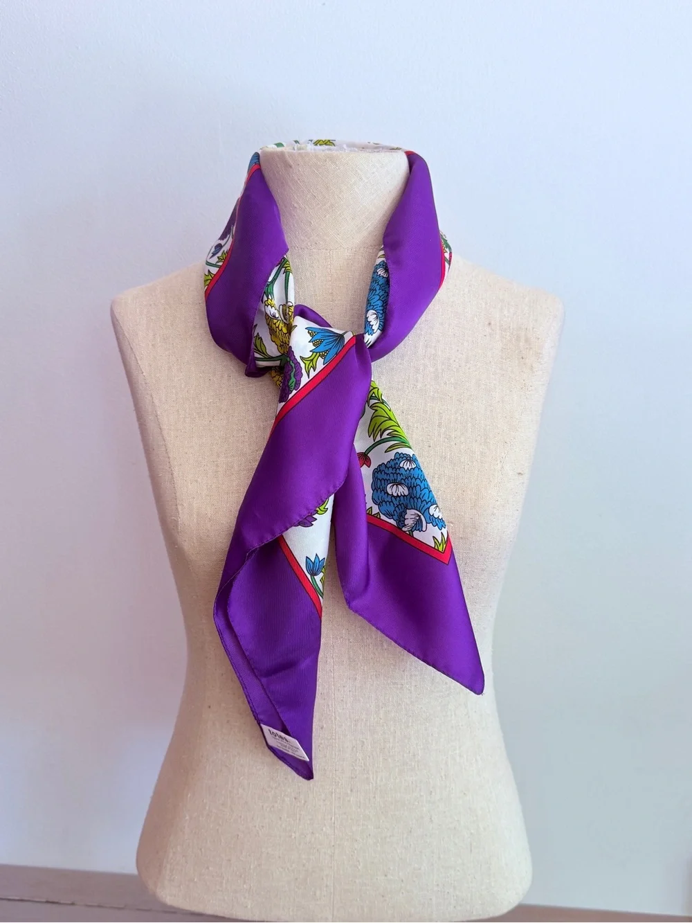 Vintage Totes Purple Floral Scarf 30